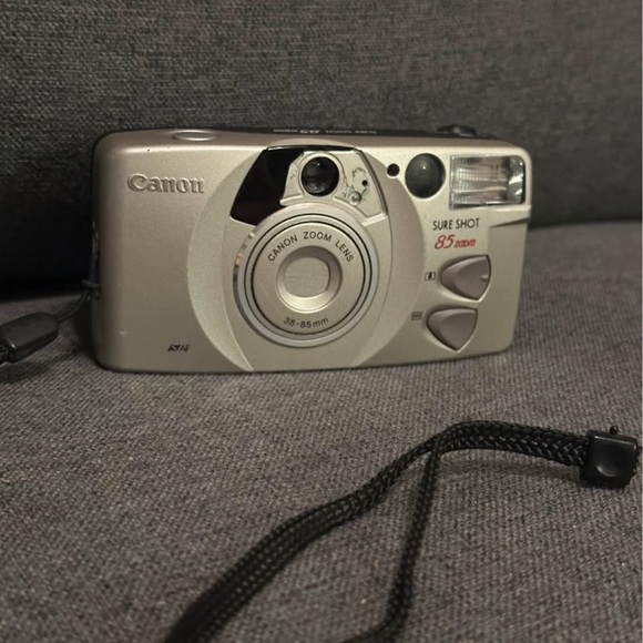 Canon Silver Film Photography Camera - Picture 1 of 5
